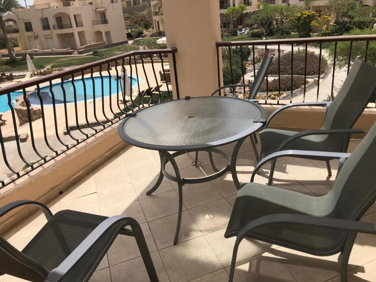 With Roof At Laguna Bay- Ain Sokhna - شالية غرفتين مكيف بالكامل بالرووف قرية لاجونا باي - العين السخنة Appartement *