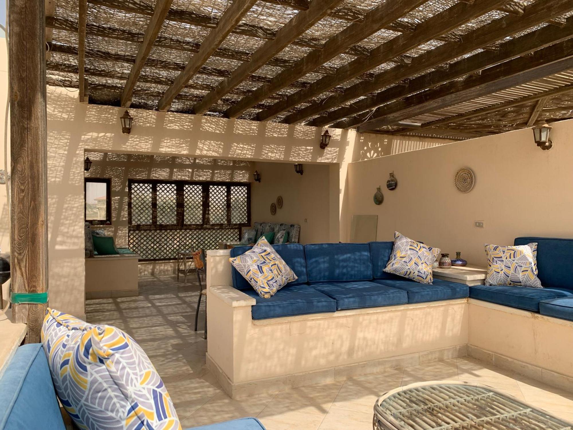 Apartmán With Roof At Laguna Bay- Ain Sokhna - شالية غرفتين مكيف بالكامل بالرووف قرية لاجونا باي - العين السخنة *