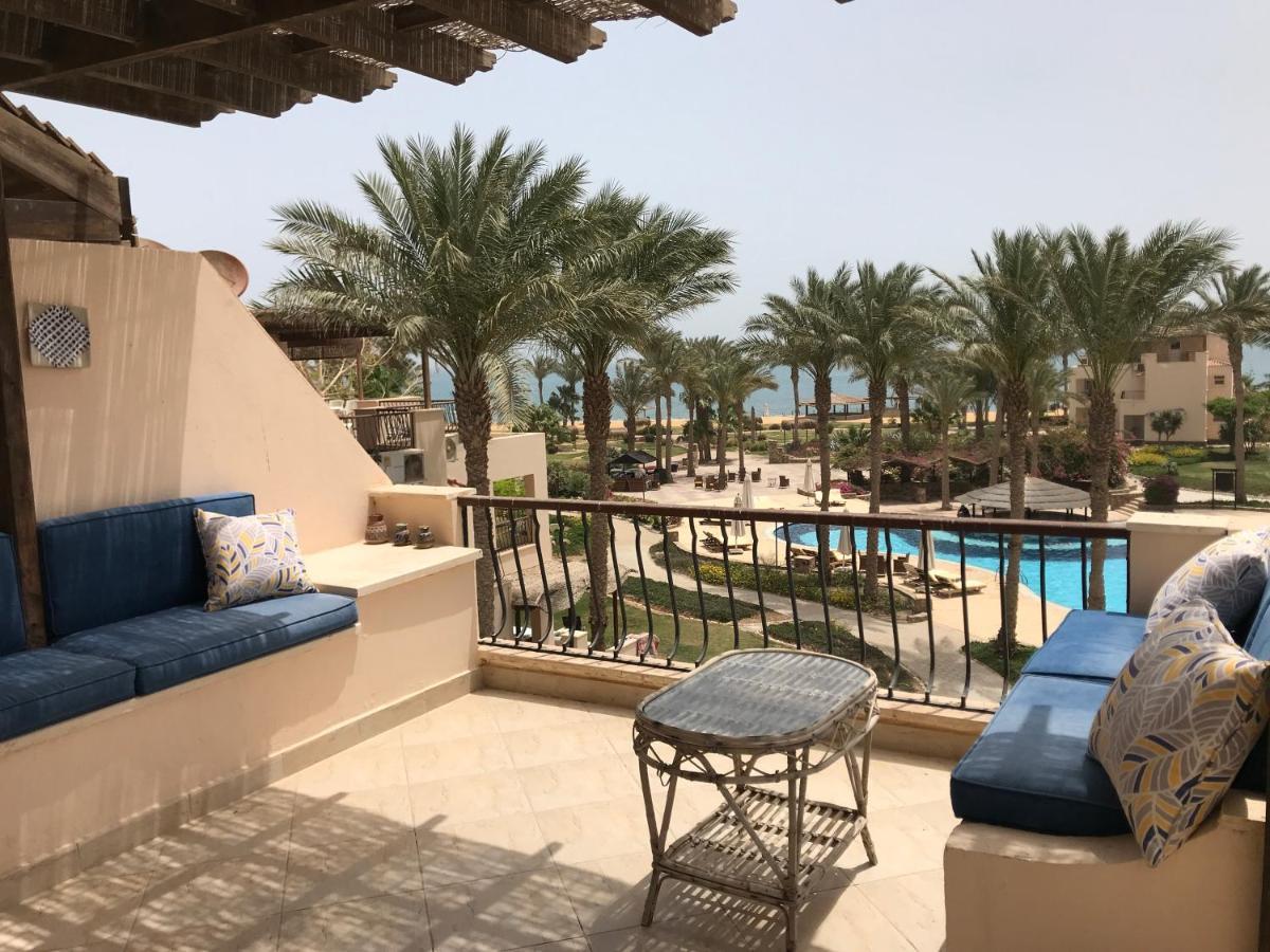 With Roof At Laguna Bay- Ain Sokhna - شالية غرفتين مكيف بالكامل بالرووف قرية لاجونا باي - العين السخنة Apartmán