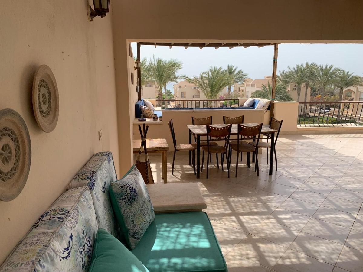 Apartmán With Roof At Laguna Bay- Ain Sokhna - شالية غرفتين مكيف بالكامل بالرووف قرية لاجونا باي - العين السخنة Ain Soukhna